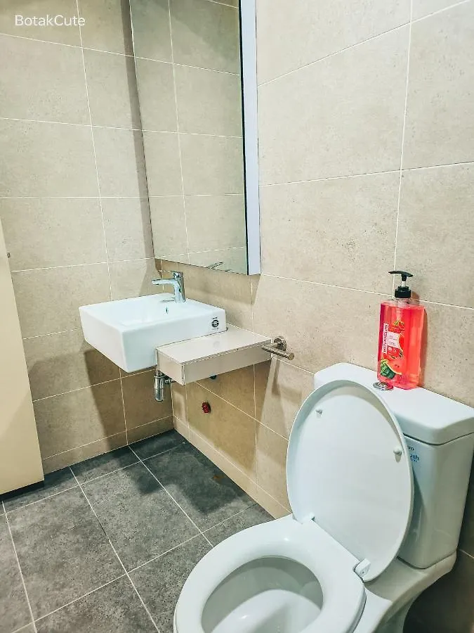 Botakcutehomestay@Baliresidence Malacca 0*,